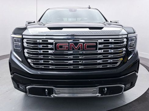 Used 2023 GMC Sierra 1500 Denali w/ Denali Reserve Package image 13