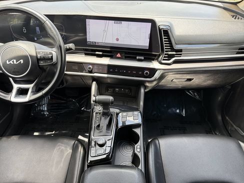 Used 2024 Kia Sportage EX AWD/4WD image 13