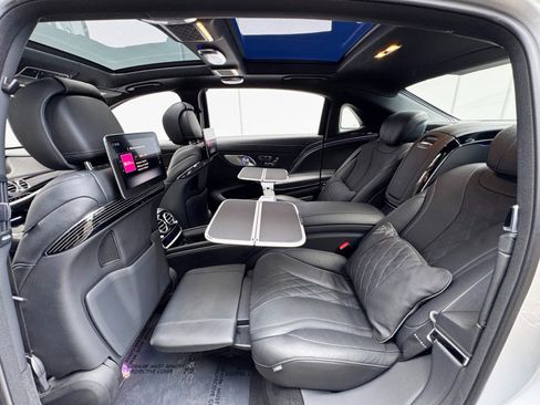 Used 2020 Mercedes-Benz Maybach S 560 4MATIC image 65