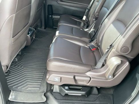 Used 2023 Honda Odyssey EX-L image 21