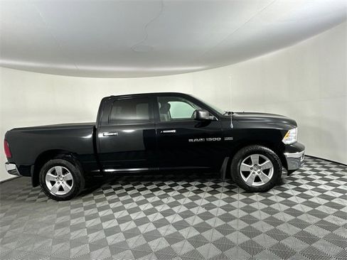 Used 2012 RAM 1500 Big Horn w/ Remote Start & Security Group image 4