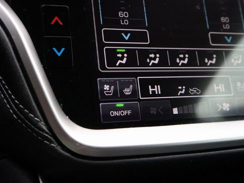 Used 2023 Subaru Outback Touring XT image 38