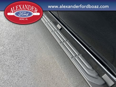 New 2025 Ford Ranger XLT w/ FX4 Off-Road Package image 9