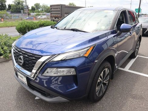 Certified 2022 Nissan Rogue SV AWD/4WD image 9