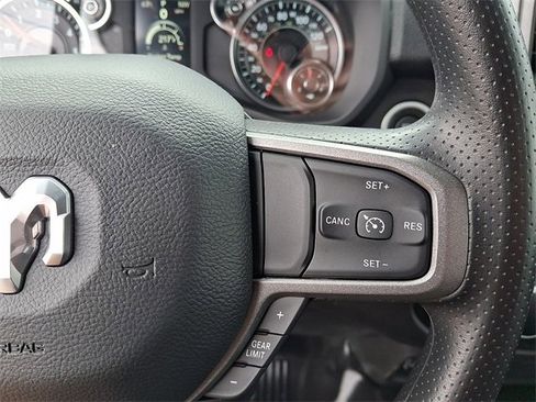 Used 2024 RAM 2500 Tradesman w/ Chrome Appearance Group image 21