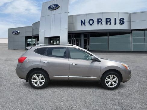 Used 2011 Nissan Rogue SV AWD/4WD image 5