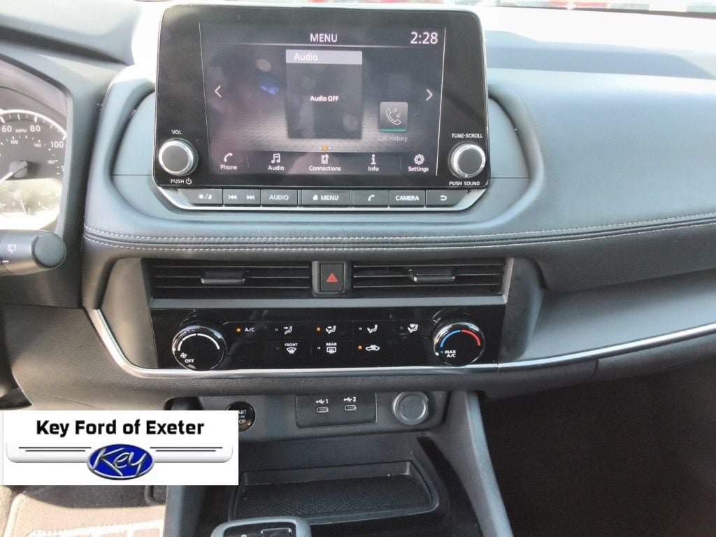 Used 2024 Nissan Rogue S AWD/4WD image 28