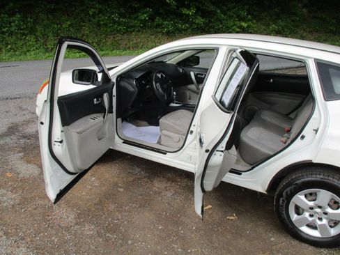 Used 2011 Nissan Rogue S AWD/4WD image 11