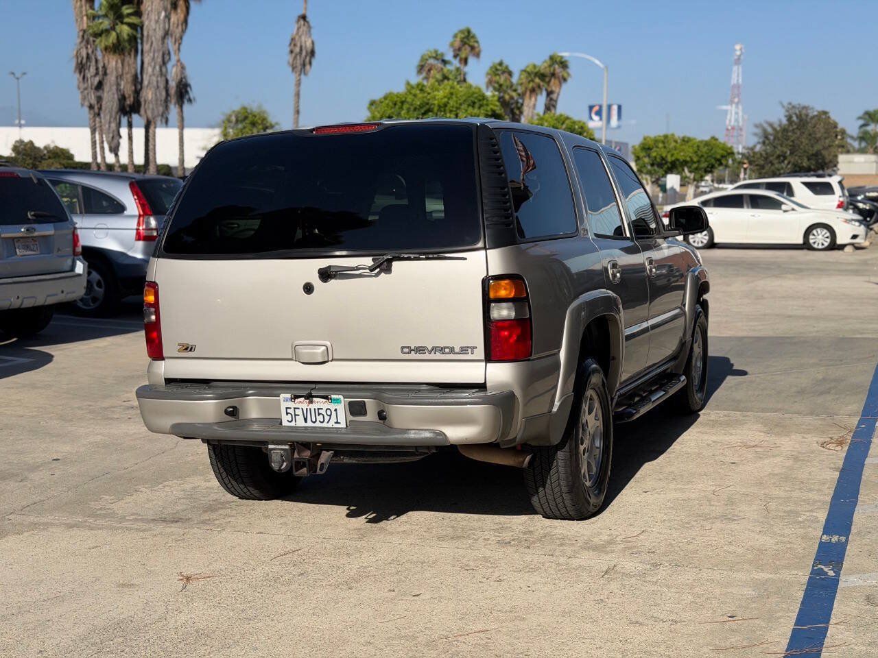 Used 2004 Chevrolet Tahoe Z71 w/ Z71 Preferred Equipment Group AWD/4WD image 10