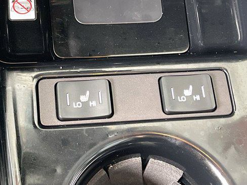 Certified 2020 Toyota Prius Limited FWD image 20