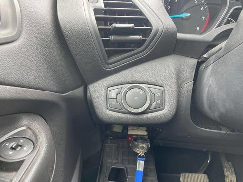 Used 2018 Ford Escape SE w/ SE Sync 3 Package image 34