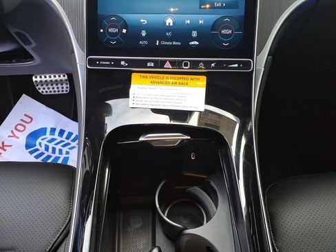 Certified 2026 Mercedes-Benz GLC 300 4MATIC image 24