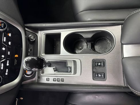 Used 2024 Nissan Murano SV w/ SV Midnight Edition Package FWD image 29