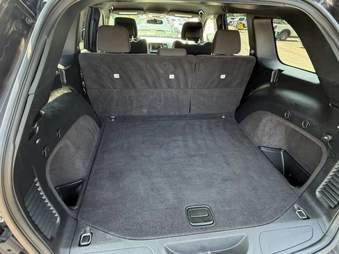 Used 2019 Jeep Grand Cherokee Laredo AWD/4WD image 30