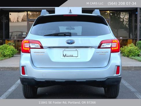 Used 2017 Subaru Outback 2.5i Premium AWD/4WD image 6