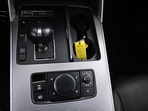 Used 2024 MAZDA CX-90 Plug-In Hybrid w/ Premium Pkg AWD/4WD image 17