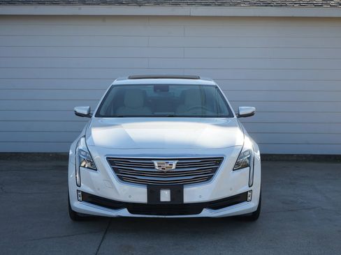 Used 2018 Cadillac CT6 Platinum image 7