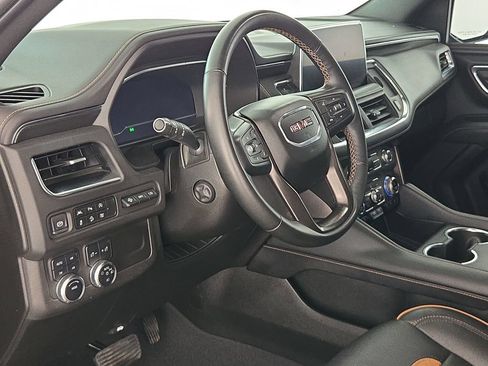 Used 2023 GMC Yukon XL AT4 w/ AT4 Premium Package AWD/4WD image 16