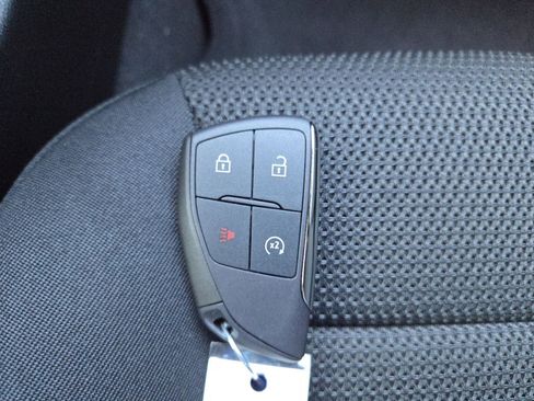 New 2026 GMC Canyon Elevation w/ Convenience Package image 36