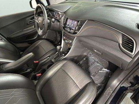 Certified 2021 Chevrolet Trax LT w/ Sport Edition image 33