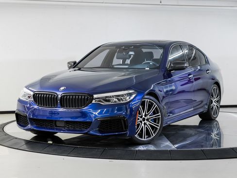 Used 2018 BMW M550i xDrive image 1