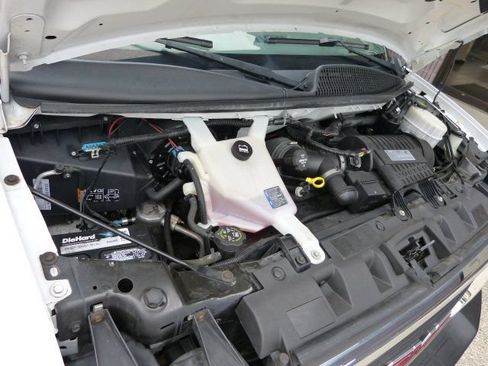 Used 2019 GMC Savana 3500 w/ Power Convenience Package RWD image 11