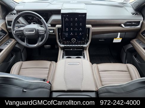 New 2026 GMC Yukon Denali Ultimate AWD/4WD image 10