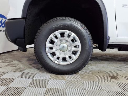 New 2026 Chevrolet Silverado 2500 W/T image 25