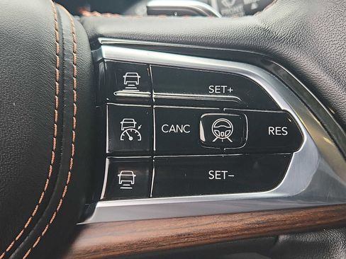 Certified 2023 Jeep Grand Cherokee Summit w/ Adv Protech Group IV image 21