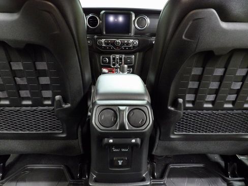 Used 2023 Jeep Wrangler Unlimited Rubicon 392 w/ Xtreme Recon 35" Tire Package image 15