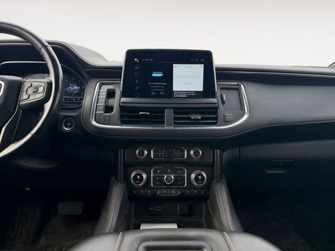 Used 2023 GMC Yukon XL AT4 w/ AT4 Premium Package image 11