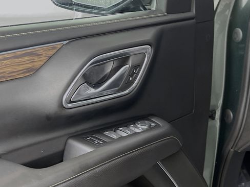 Used 2023 Chevrolet Tahoe Premier image 17