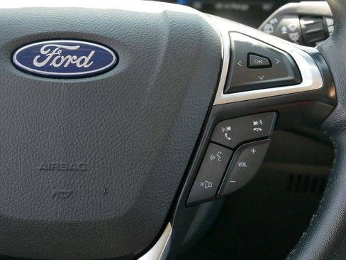 Certified 2024 Ford Edge Titanium image 18