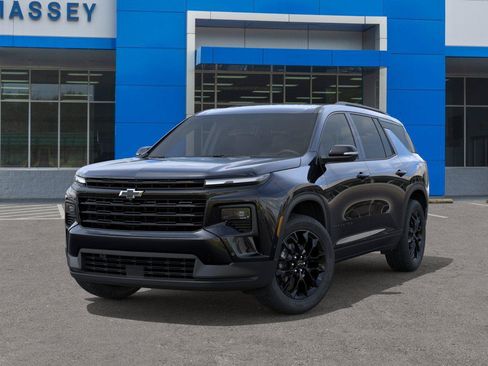 New 2026 Chevrolet Traverse LT w/ Enhanced Driving Package FWD image 6