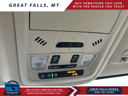 Used 2023 GMC Acadia Denali image 19