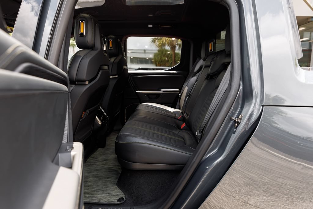 Used 2025 Rivian R1T Adventure Dual AWD/4WD image 20