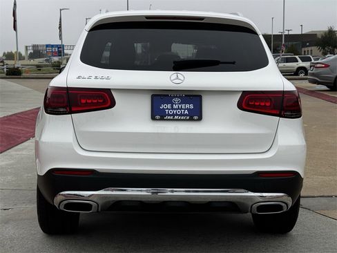 Used 2022 Mercedes-Benz GLC 300 image 8
