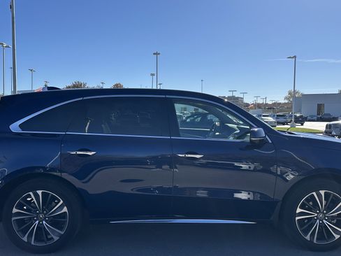 Used 2020 Acura MDX SH-AWD w/ Technology Package image 11