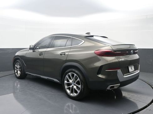 Used 2023 BMW X6 xDrive40i w/ Premium Package AWD/4WD image 5