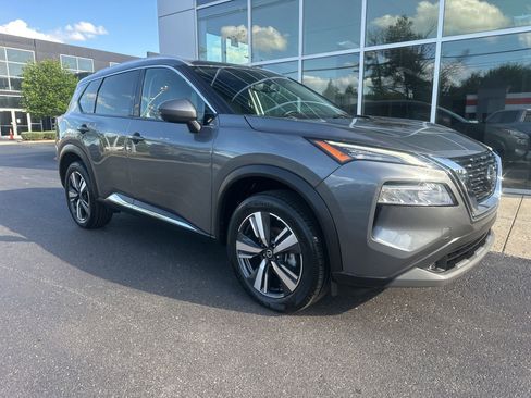 Used 2021 Nissan Rogue SL AWD/4WD image 1