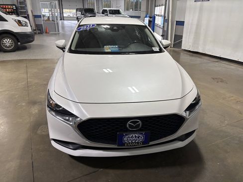 Used 2021 MAZDA MAZDA3 s image 3