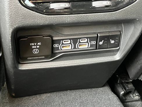 Used 2025 Jeep Grand Cherokee Trailhawk w/ Advanced Protech Group II AWD/4WD image 23