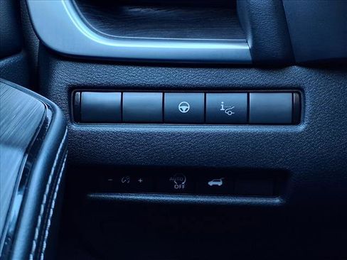 Certified 2023 Nissan Rogue Platinum w/ Platinum Premium Package image 23