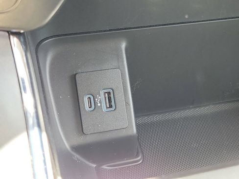 Used 2022 Ford F150 XLT w/ Equipment Group 301A Mid AWD/4WD image 28
