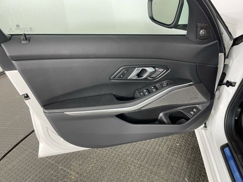 New 2026 BMW 330i xDrive Sedan w/ Premium Package image 9