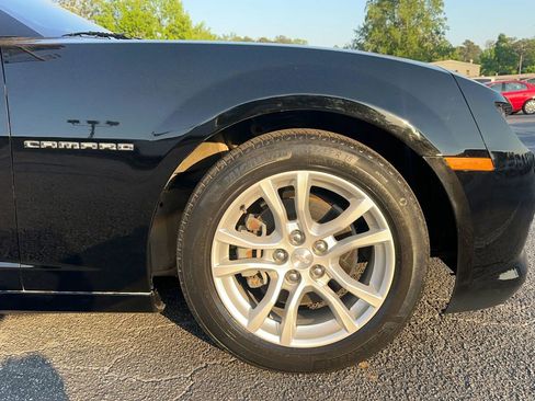 Used 2015 Chevrolet Camaro LS RWD image 25