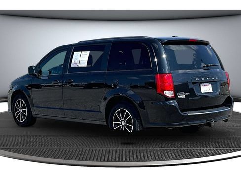Used 2019 Dodge Grand Caravan GT FWD image 19