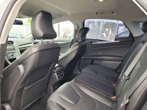 Used 2016 Ford Fusion Titanium image 13