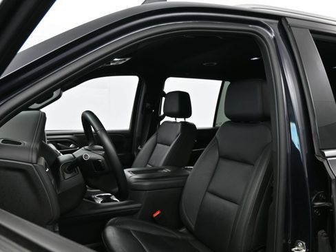 Used 2024 Chevrolet Tahoe LT RWD image 10