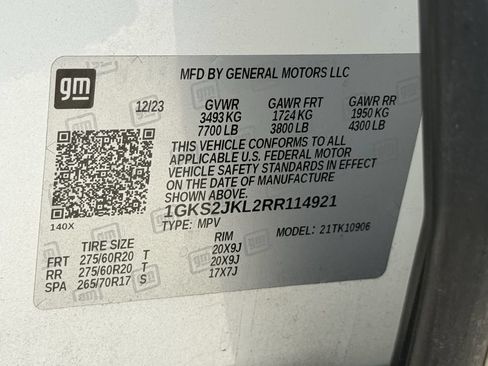 Used 2024 GMC Yukon XL Denali AWD/4WD image 34